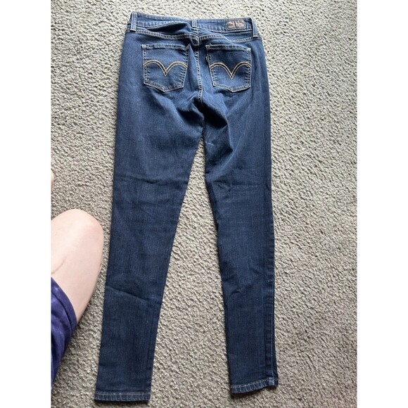 Levi's Women's Legging Size 7 28x32 Dark Wash Skinny Jeans - Picture 6 of 6